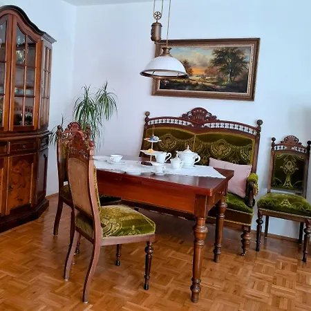 Apartman Auszeit Im Jugendstil